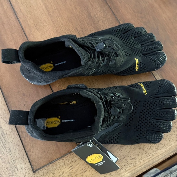 Vibram Kmd Evo shoes  New